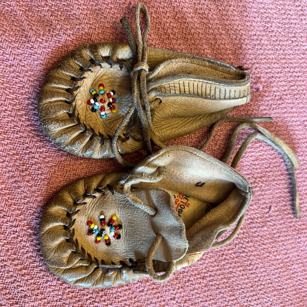Rare and vintage baby Minnetonka moccasin